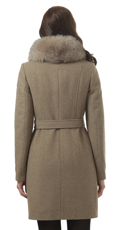 В нашем интернет-магазине одежды — Avalon-live, вы можете приобрести зимнее женское пальто 2200пз wt8